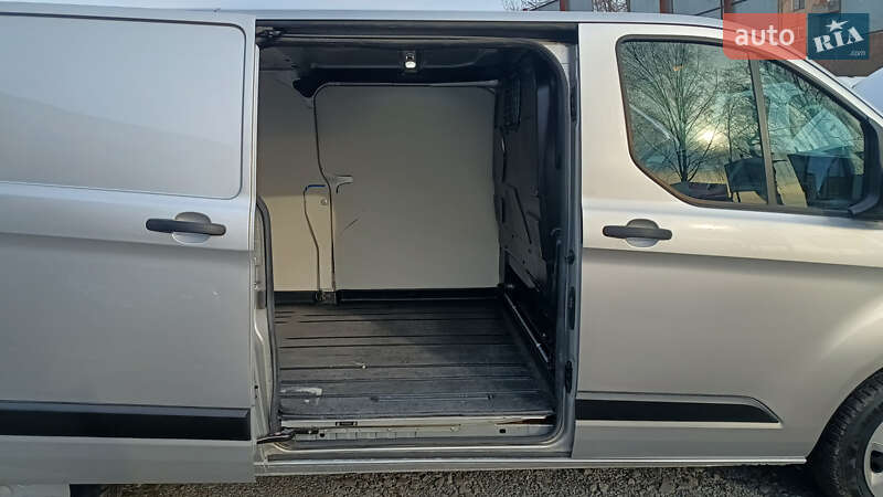 Вантажний фургон Ford Transit Custom 2019 в Рівному