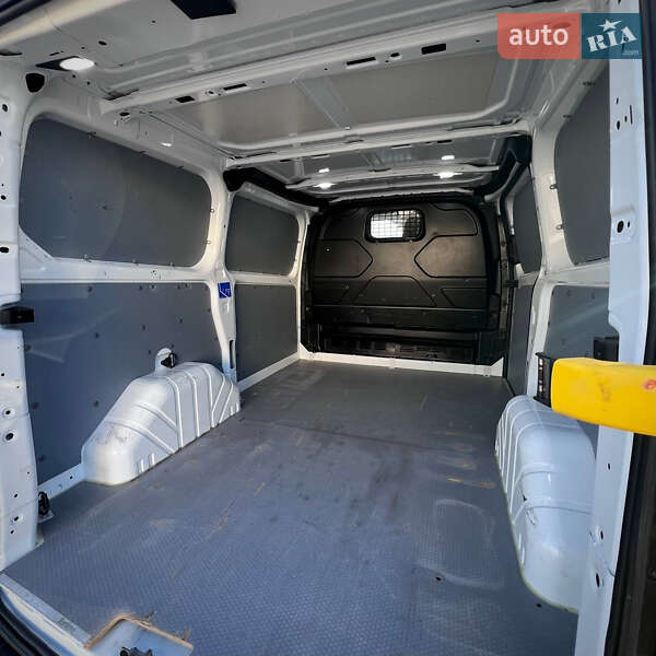 Грузовой фургон Ford Transit Custom 2019 в Киеве фото 51 Грузовой фургон Ford Transit Custom 2019 в Киеве