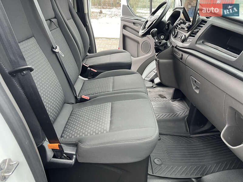 Вантажний фургон Ford Transit Custom 2022 в Житомирі