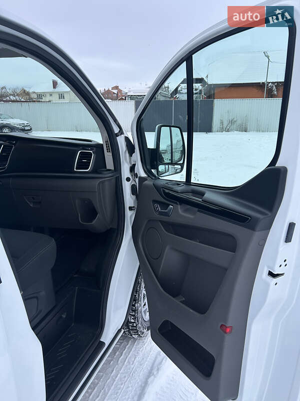 Вантажний фургон Ford Transit Custom 2021 в Ніжині