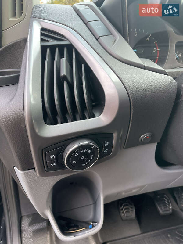 Мінівен Ford Transit Custom 2017 в Києві фото 11 Мінівен Ford Transit Custom 2017 в Києві