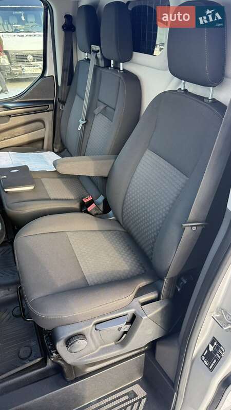 Микроавтобус грузовой (до 3,5т) Ford Transit Custom 2021 в Луцке