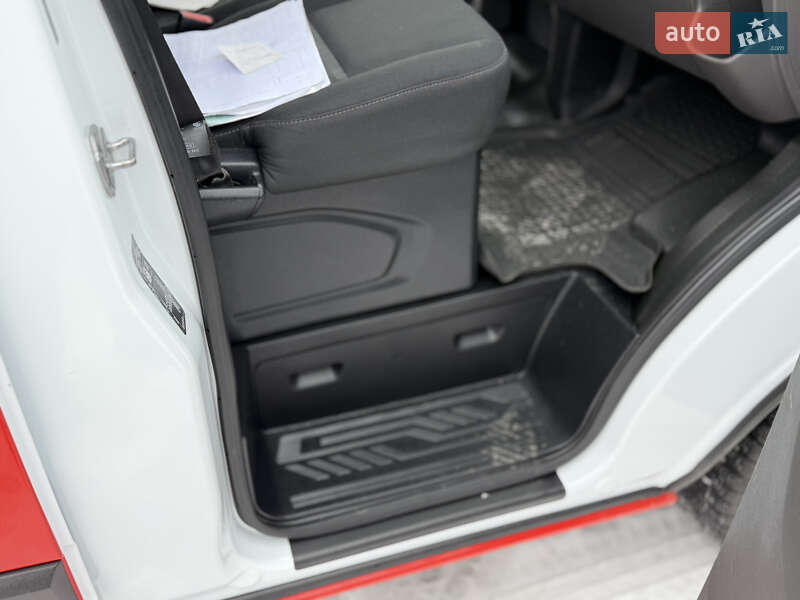 Вантажний фургон Ford Transit Custom 2020 в Вінниці