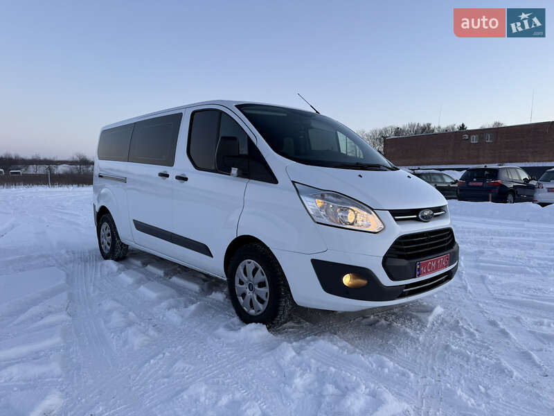 Минивэн Ford Transit Custom 2016 в Луцке