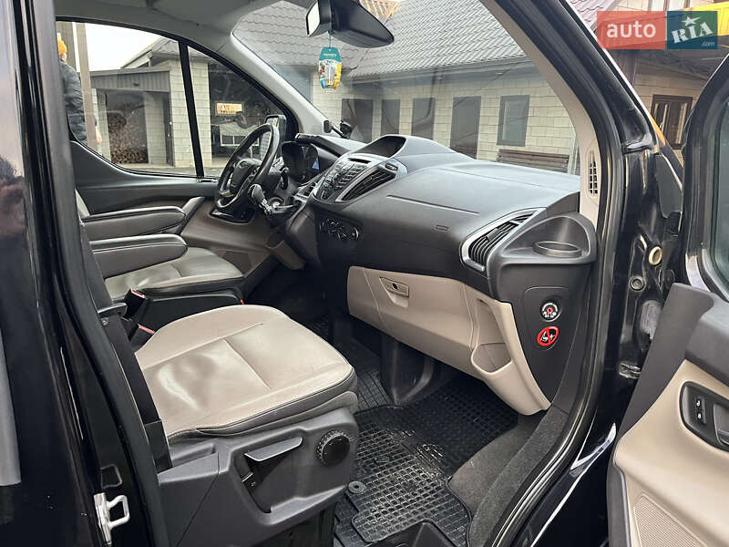 Минивэн Ford Transit Custom 2014 в Сарнах