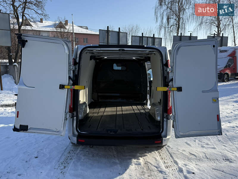 Вантажний фургон Ford Transit Custom 2019 в Рівному