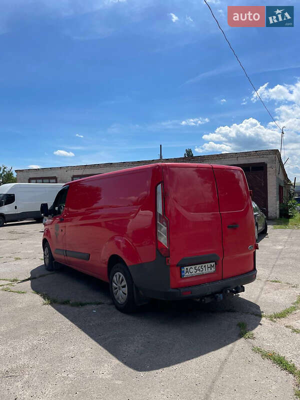 Вантажний фургон Ford Transit Custom 2015 в Луцьку