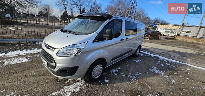 Вантажний фургон Ford Transit Custom 2015 в Запоріжжі