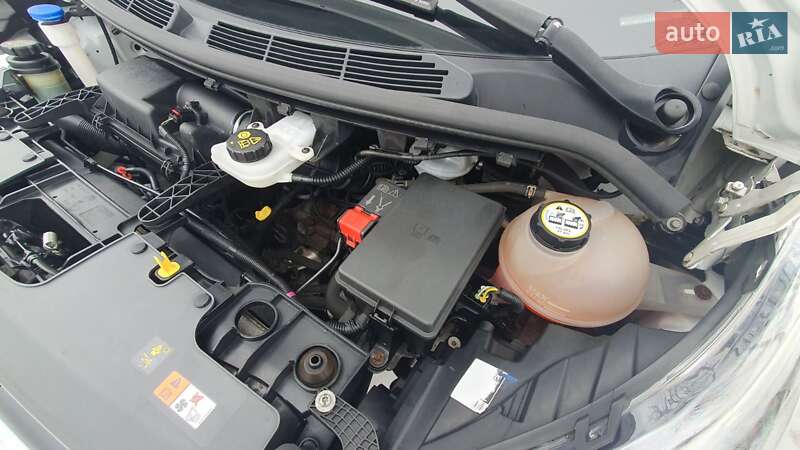 Вантажний фургон Ford Transit Custom 2014 в Калуші