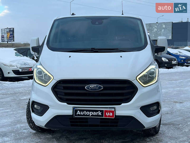 Вантажний фургон Ford Transit Custom 2019 в Львові