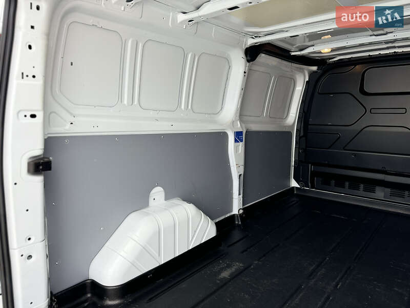 Грузовой фургон Ford Transit Custom 2021 в Киеве фото 39 Грузовой фургон Ford Transit Custom 2021 в Киеве
