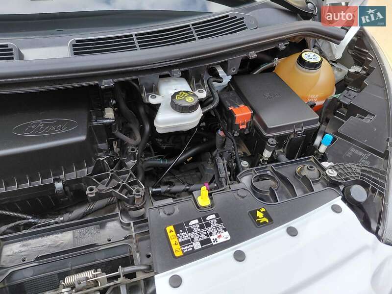 Минивэн Ford Transit Custom 2018 в Братском фото 9 Минивэн Ford Transit Custom 2018 в Братском