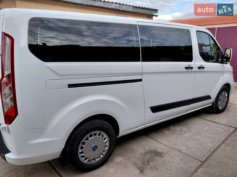 Минивэн Ford Transit Custom 2018 в Братском фото 3 Минивэн Ford Transit Custom 2018 в Братском