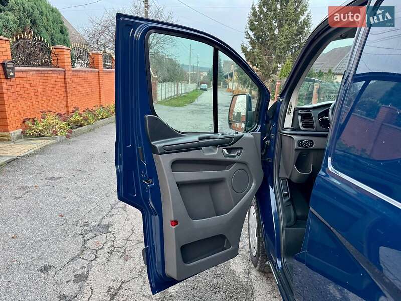 Вантажний фургон Ford Transit Custom 2020 в Вінниці
