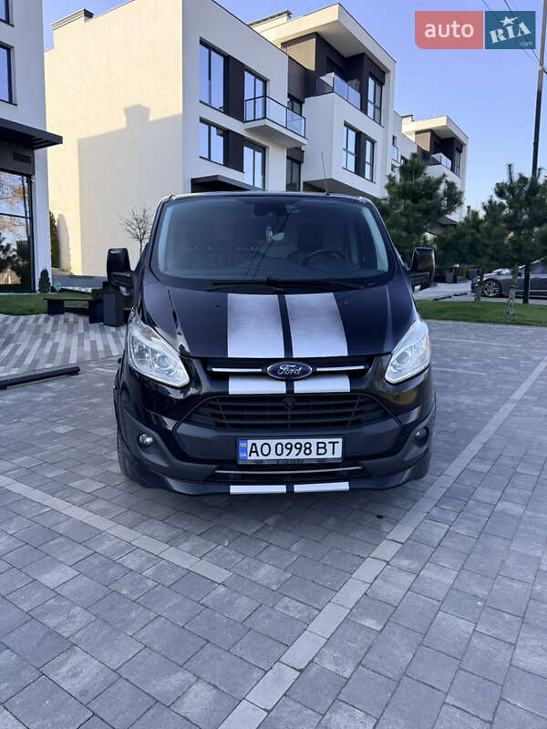 Грузовой фургон Ford Transit Custom 2016 в Ужгороде