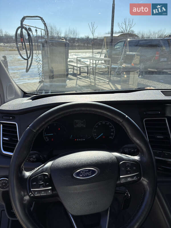 Вантажний фургон Ford Transit Custom 2019 в Івано-Франківську