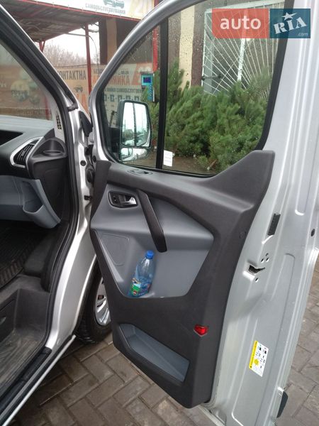 Грузовой фургон Ford Transit Custom 2016 в Днепре фото 7 Грузовой фургон Ford Transit Custom 2016 в Днепре