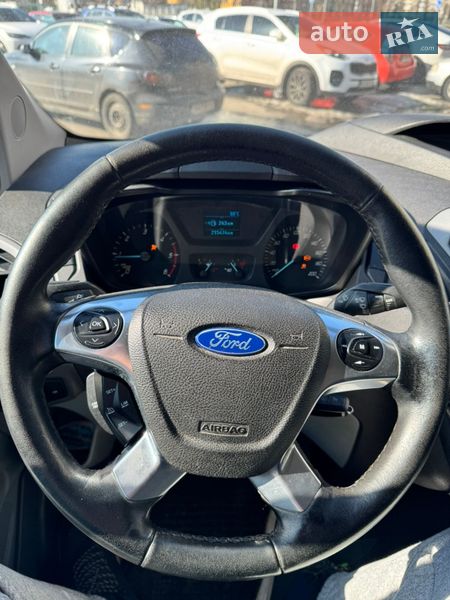 Вантажний фургон Ford Transit Custom 2016 в Києві