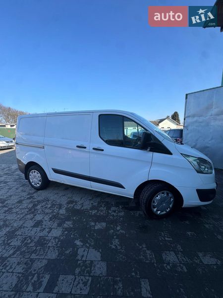 Вантажний фургон Ford Transit Custom 2017 в Сокалі