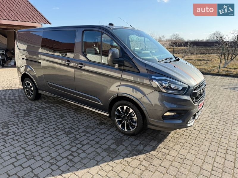 Вантажопасажирський фургон Ford Transit Custom 2020 в Києві