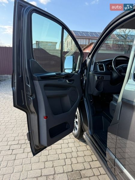 Вантажопасажирський фургон Ford Transit Custom 2020 в Києві