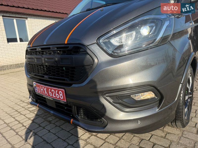 Вантажопасажирський фургон Ford Transit Custom 2020 в Києві