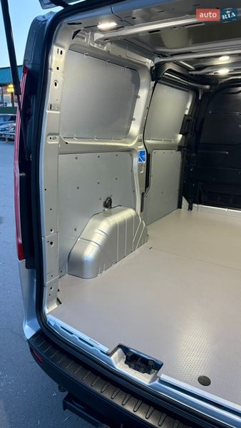 Вантажний фургон Ford Transit Custom 2022 в Луцьку