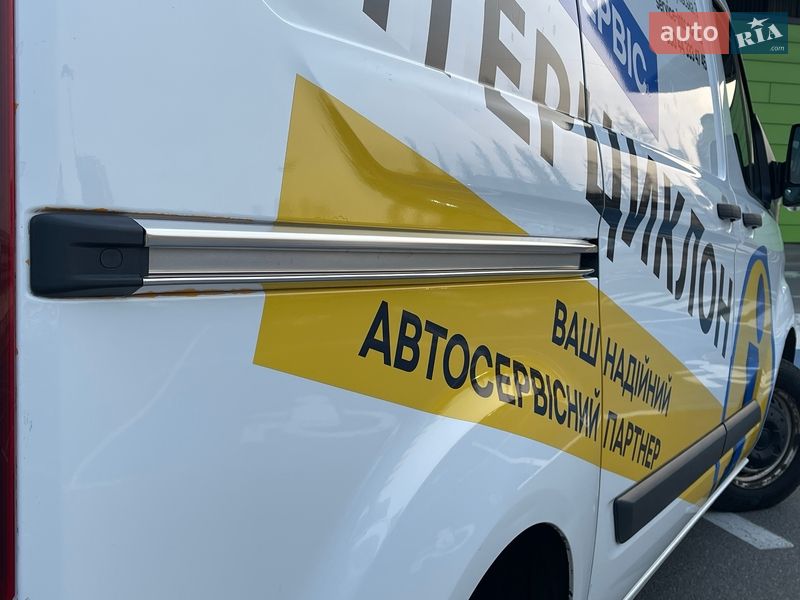 Грузовой фургон Ford Transit Custom 2016 в Киеве фото 8 Грузовой фургон Ford Transit Custom 2016 в Киеве