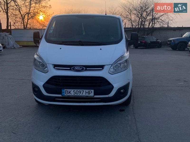 Грузовой фургон Ford Transit Custom 2016 в Вараше