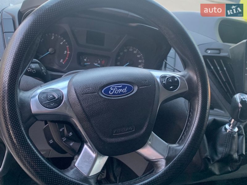 Грузовой фургон Ford Transit Custom 2016 в Вараше
