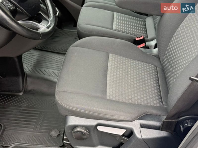 Грузовой фургон Ford Transit Custom 2019 в Луцке