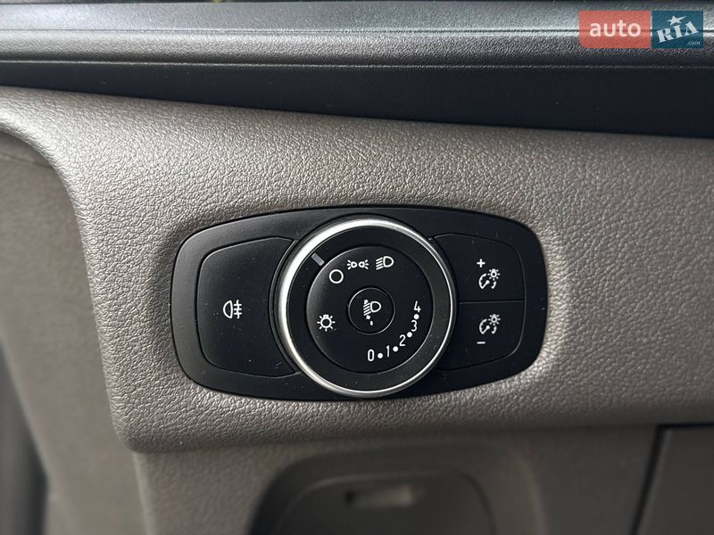 Грузовой фургон Ford Transit Custom 2018 в Киеве