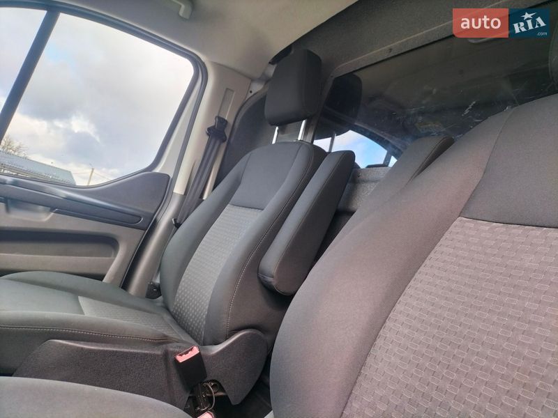 Вантажний фургон Ford Transit Custom 2021 в Дунаївцях