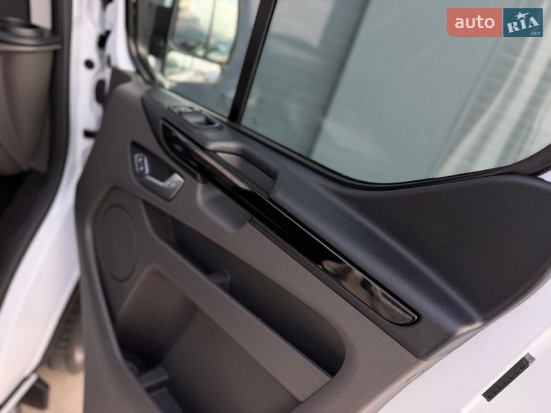 Грузопассажирский фургон Ford Transit Custom 2020 в Дубно