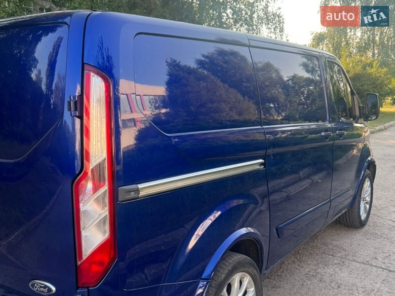 Грузовой фургон Ford Transit Custom 2015 в Марганце