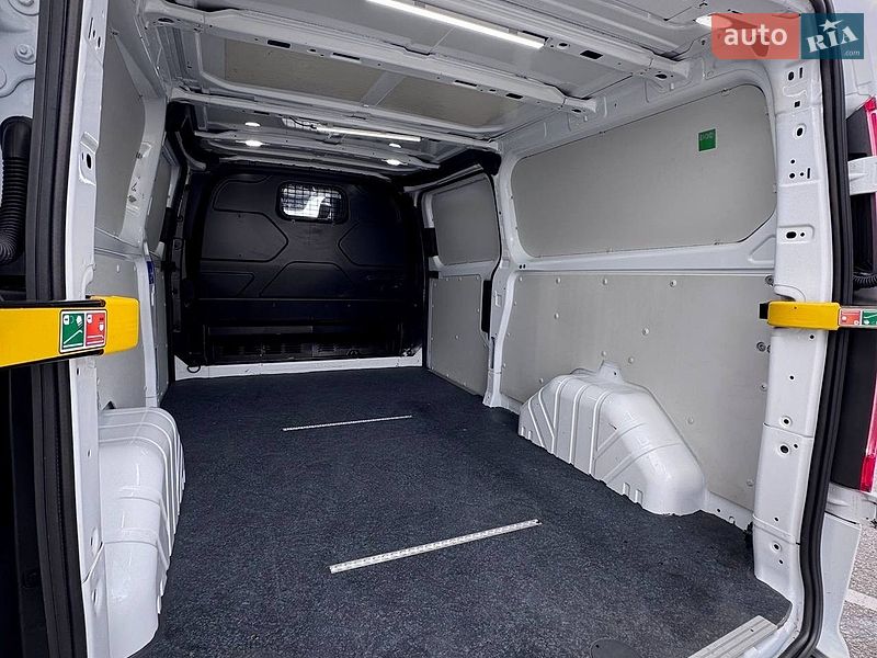 Грузовой фургон Ford Transit Custom 2019 в Киеве