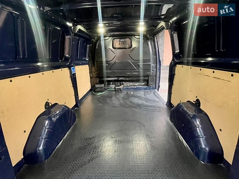 Вантажний фургон Ford Transit Custom 2015 в Києві