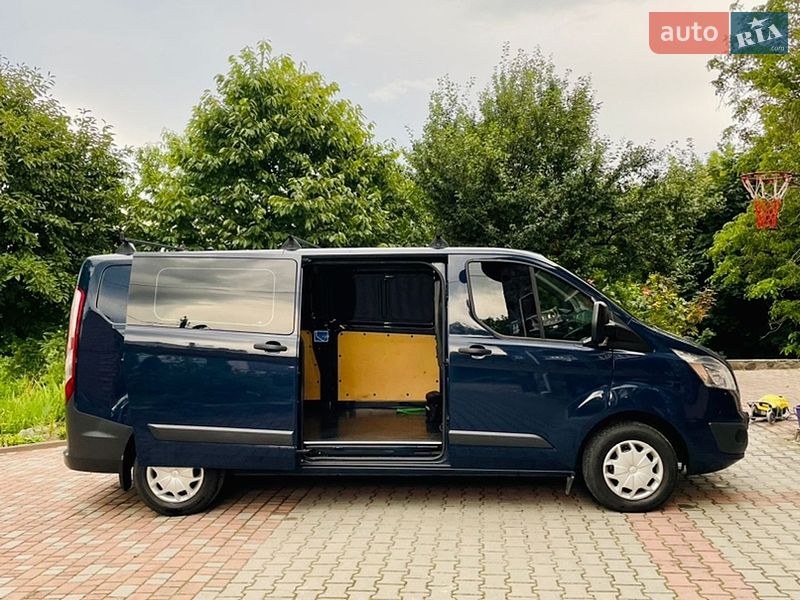 Вантажний фургон Ford Transit Custom 2015 в Києві