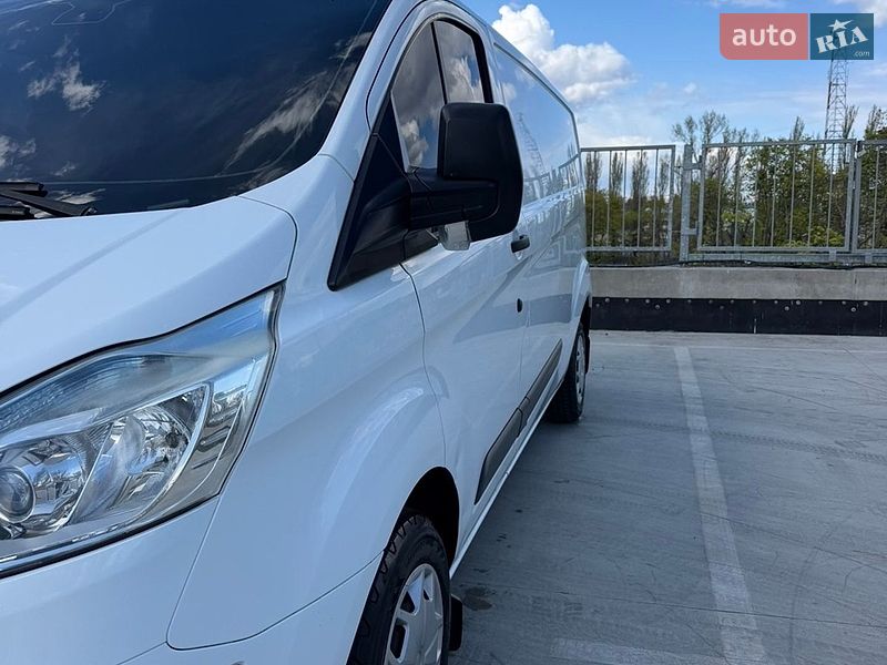 Вантажний фургон Ford Transit Custom 2016 в Києві