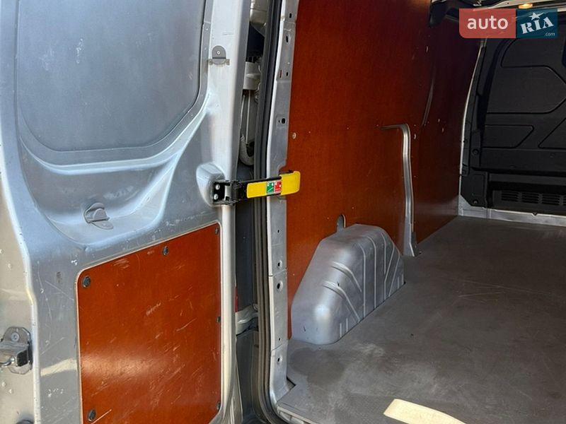 Грузовой фургон Ford Transit Custom 2015 в Киеве