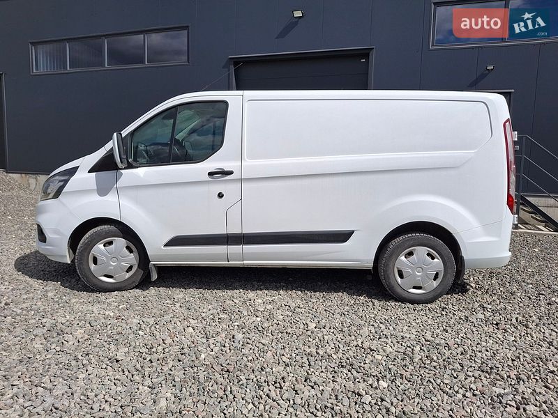 Грузовой фургон Ford Transit Custom 2019 в Львове