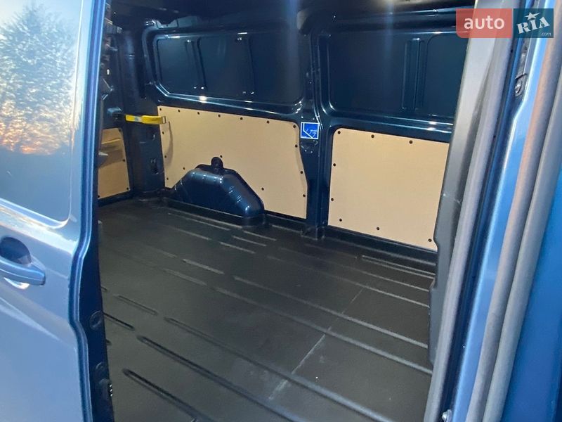 Грузовой фургон Ford Transit Custom 2021 в Ирпене
