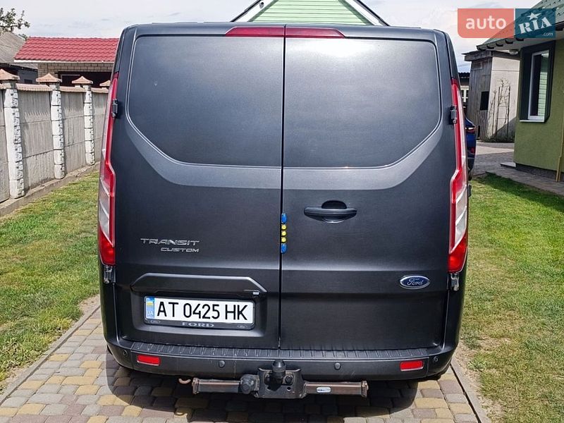 Вантажний фургон Ford Transit Custom 2017 в Калуші