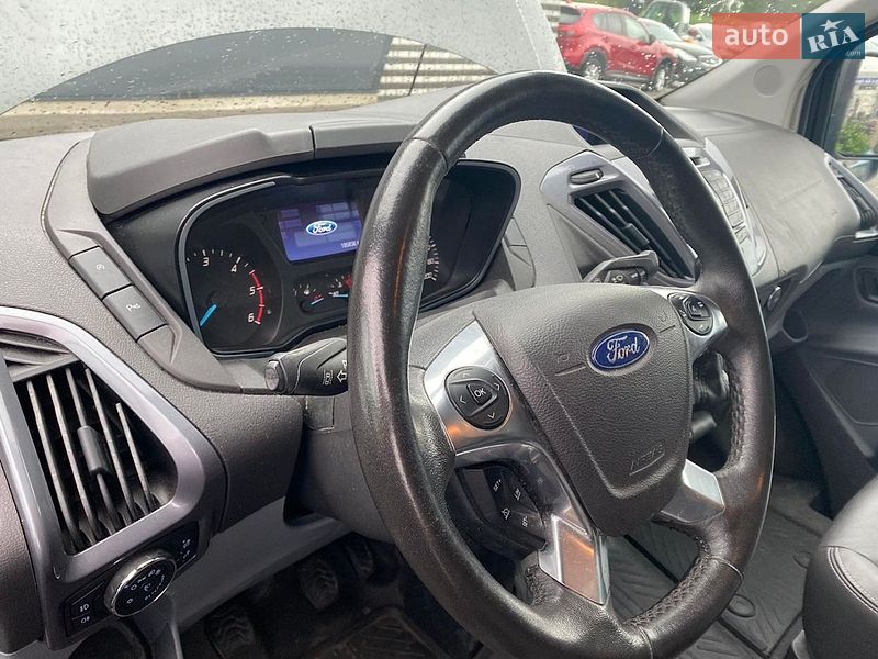 Вантажний фургон Ford Transit Custom 2017 в Калуші