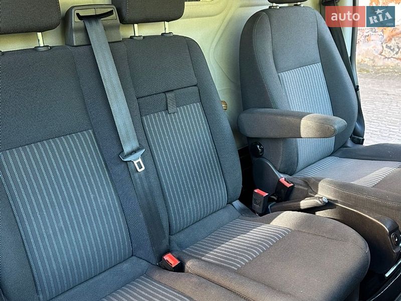Грузовой фургон Ford Transit Custom 2016 в Радивилове