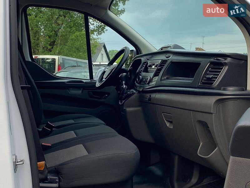 Вантажний фургон Ford Transit Custom 2022 в Калуші