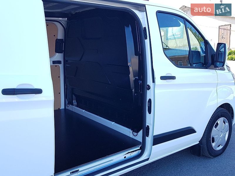 Грузовой фургон Ford Transit Custom 2022 в Виннице