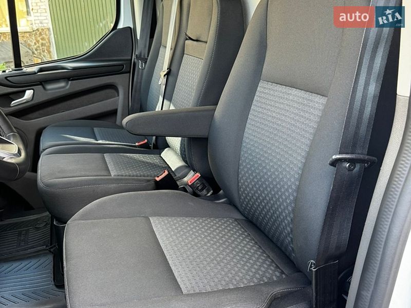 Грузовой фургон Ford Transit Custom 2023 в Киеве