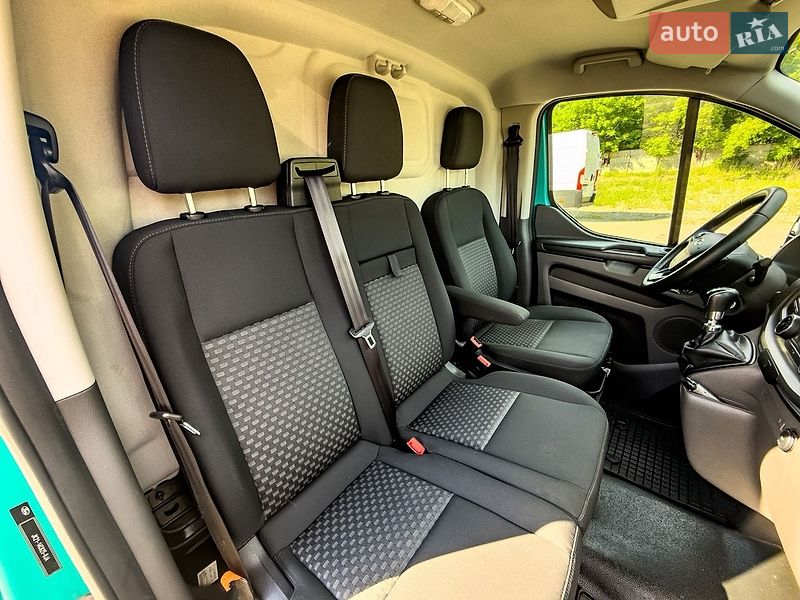 Микроавтобус грузовой (до 3,5т) Ford Transit Custom 2018 в Киеве