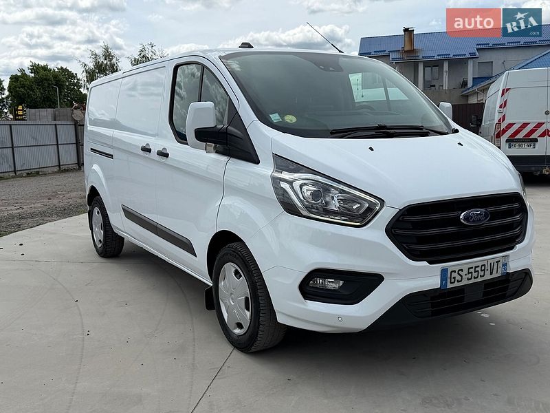 Грузовой фургон Ford Transit Custom 2024 в Млинове